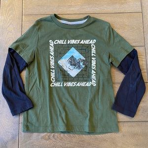 Old Navy long sleeve graphic t-shirt